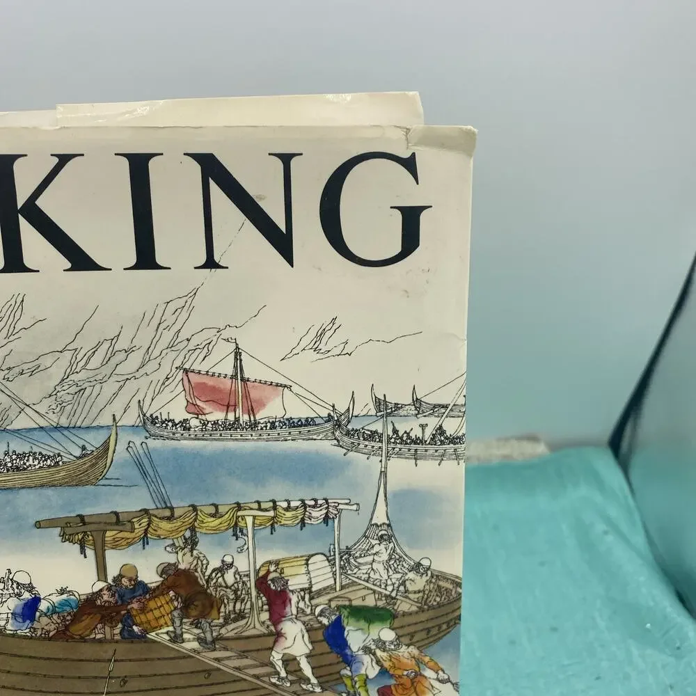 THE VIKING Crescent Books - 1975 USED Hardcover /Dustcover History Tools Nordic